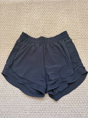 Hotty hot mesh short 4”